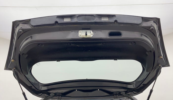 2016 Maruti Swift VXI O, CNG, Manual, 30,925 km, Boot Door Open