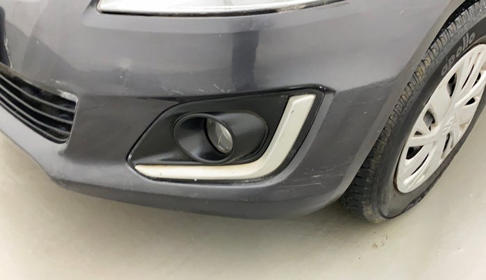 2016 Maruti Swift VXI O, CNG, Manual, 30,925 km, Front bumper - Slightly dented