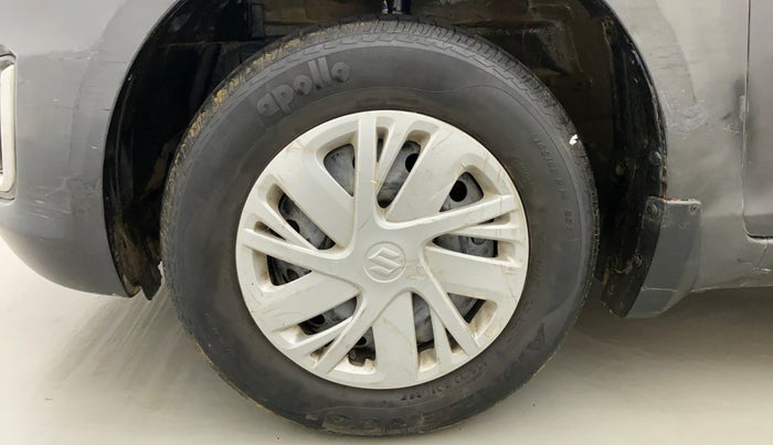2016 Maruti Swift VXI O, CNG, Manual, 30,925 km, Left Front Wheel