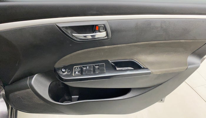2016 Maruti Swift VXI O, CNG, Manual, 30,925 km, Driver Side Door Panels Control