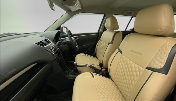 2016 Maruti Swift VXI O, CNG, Manual, 30,925 km, Right Side Front Door Cabin