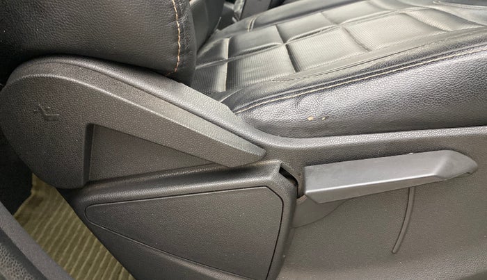 2014 Ford Ecosport TITANIUM 1.0L ECOBOOST, Petrol, Manual, 80,940 km, Driver Side Adjustment Panel