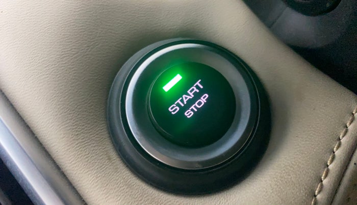 2022 MG HECTOR SHARP 1.5 PETROL CVT, Petrol, Automatic, 24,061 km, Keyless Start/ Stop Button