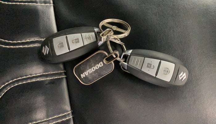 2017 Maruti Baleno ALPHA DIESEL 1.3, Diesel, Manual, 1,00,831 km, Key Close Up