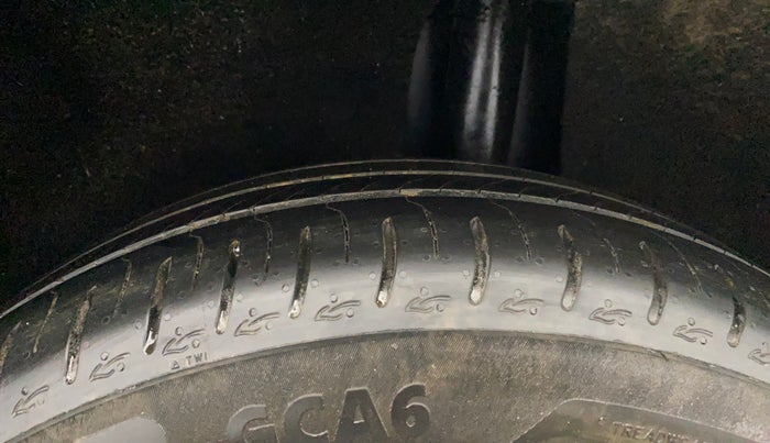 2017 Maruti Baleno ALPHA DIESEL 1.3, Diesel, Manual, 1,00,831 km, Left Rear Tyre Tread