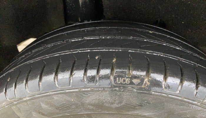 2020 Maruti Baleno ZETA PETROL 1.2, Petrol, Manual, 74,947 km, Right Rear Tyre Tread