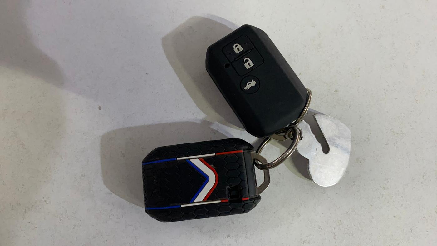 2020 Maruti Baleno ZETA PETROL 1.2, Petrol, Manual, 74,947 km, Key Close Up