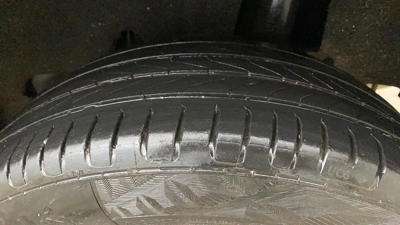 2020 Maruti Baleno ZETA PETROL 1.2, Petrol, Manual, 74,947 km, Left Rear Tyre Tread