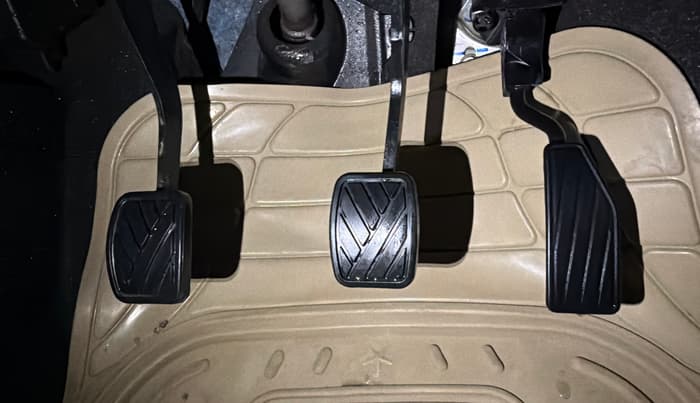 2020 Maruti New Wagon-R LXI 1.0, Petrol, Manual, 20,484 km, Pedals