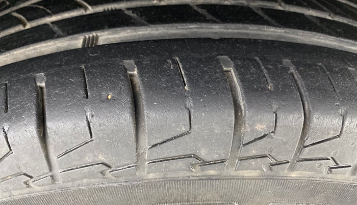 2021 Maruti Vitara Brezza ZXI, Petrol, Manual, 93,998 km, Right Front Tyre Tread