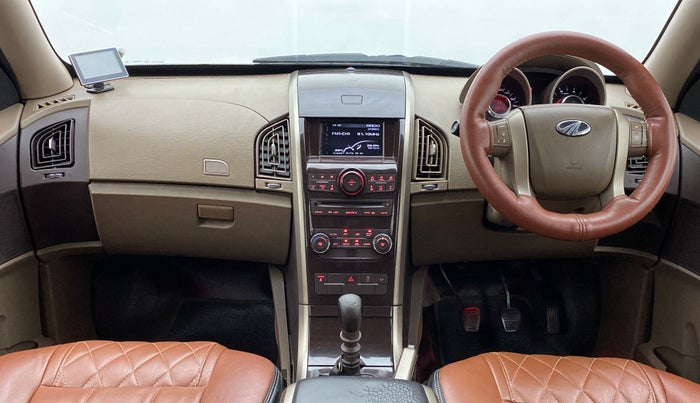 2014 Mahindra XUV500 W6 4X2, Diesel, Manual, 98,054 km, Dashboard
