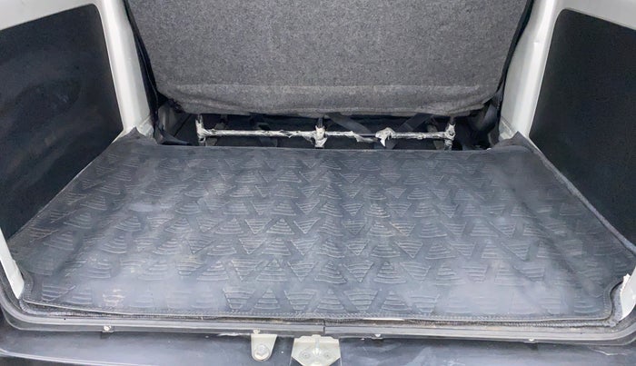 2019 Maruti Eeco 5 STR WITH AC PLUSHTR, Petrol, Manual, 6,021 km, Boot Inside