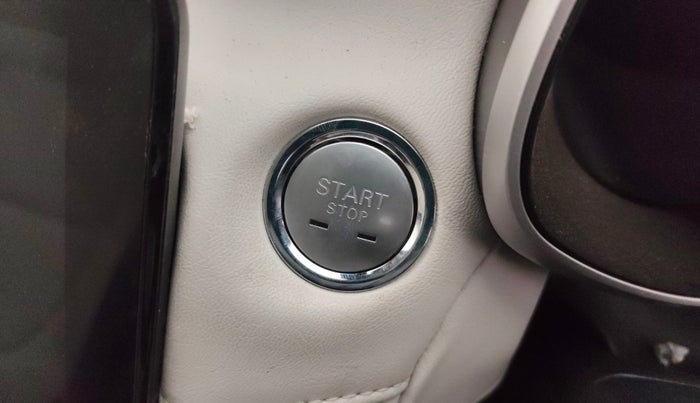 2022 MG ASTOR SHARP 1.5 MT, Petrol, Manual, 10,118 km, Keyless Start/ Stop Button