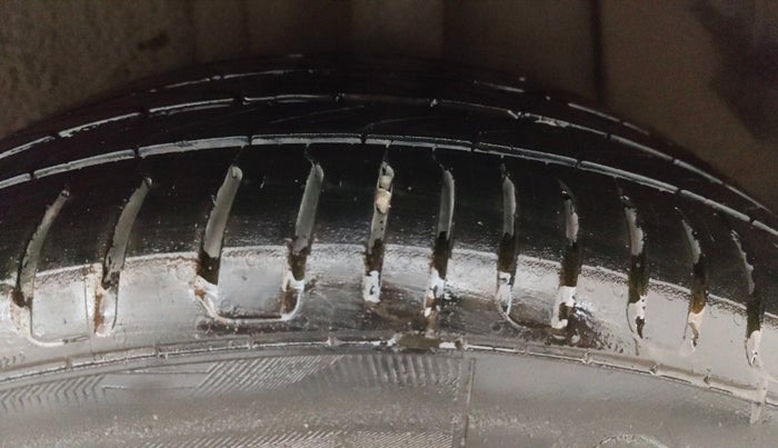 2022 MG ASTOR SHARP 1.5 MT, Petrol, Manual, 10,118 km, Left Rear Tyre Tread