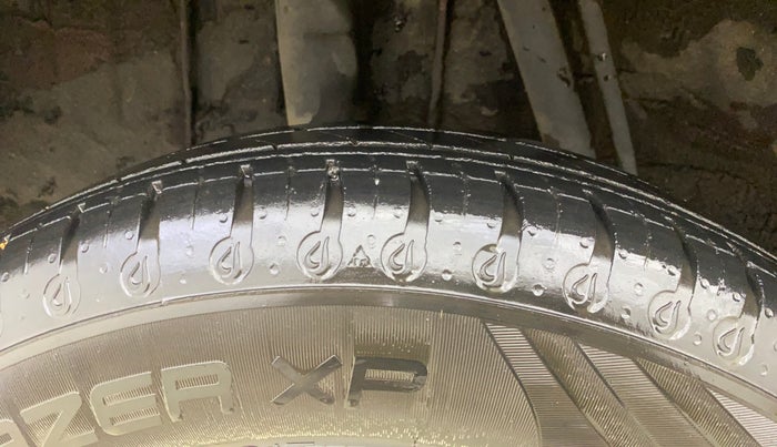 2022 Renault Kwid RXT 1.0 AMT, Petrol, Automatic, 41,062 km, Right Rear Tyre Tread