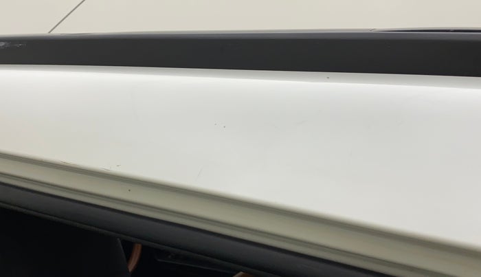 2019 Maruti Vitara Brezza VDI, Diesel, Manual, 61,307 km, Left C pillar - Slightly dented