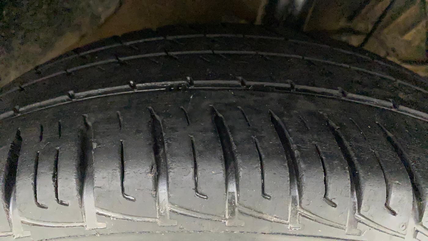 2019 Maruti Vitara Brezza VDI, Diesel, Manual, 61,307 km, Right Front Tyre Tread