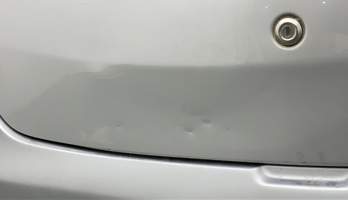 2011 Toyota Etios Liva G, Petrol, Manual, 42,283 km, Dicky (Boot door) - Minor scratches