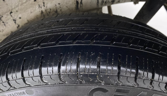 2014 Maruti Wagon R 1.0 LXI CNG, CNG, Manual, 80,360 km, Left Rear Tyre Tread