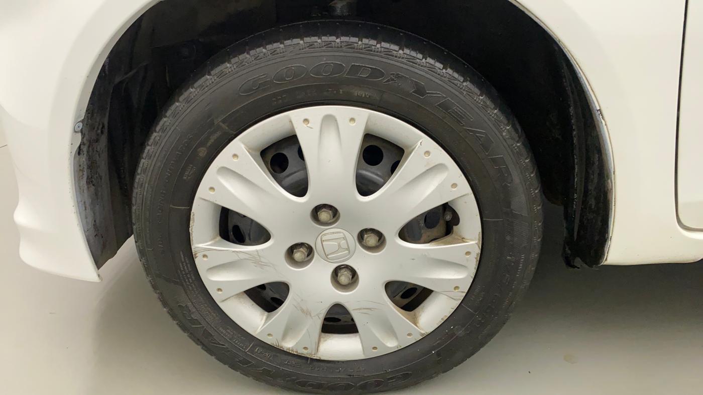 2015 Honda Brio S MT, Petrol, Manual, 14,397 km, Left Front Wheel