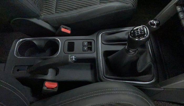 2022 Mahindra Thar LX HT PETROL 4WD MT, Petrol, Manual, 16,268 km, Gear Lever