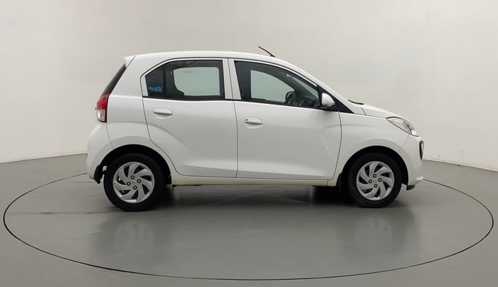 2018 Hyundai NEW SANTRO SPORTZ CNG, CNG, Manual, 16,808 km, Right Side