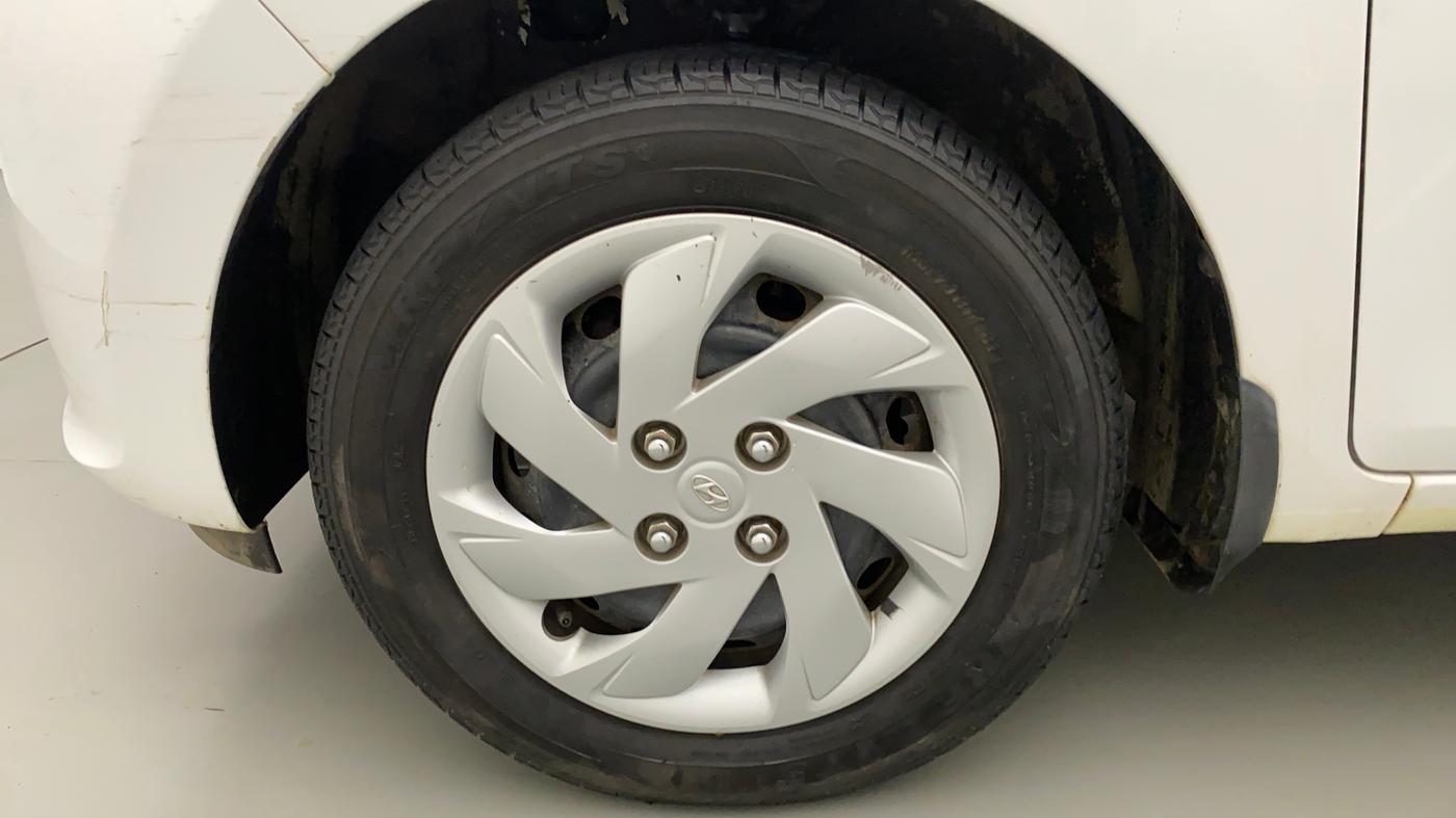2018 Hyundai NEW SANTRO SPORTZ CNG, CNG, Manual, 16,808 km, Left Front Wheel
