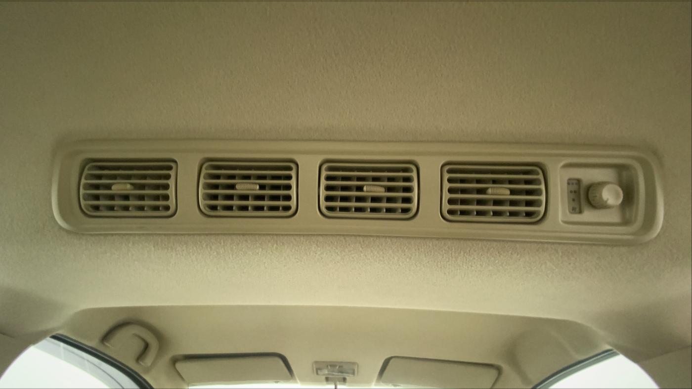 2014 Maruti Ertiga VXI CNG, CNG, Manual, 74,606 km, Rear AC Vents
