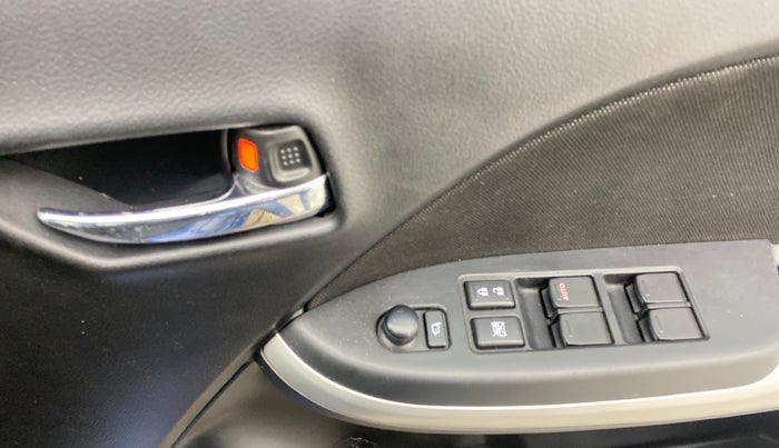 2017 Maruti Baleno ALPHA PETROL 1.2, Petrol, Manual, 43,745 km, Driver Side Door Panels Control