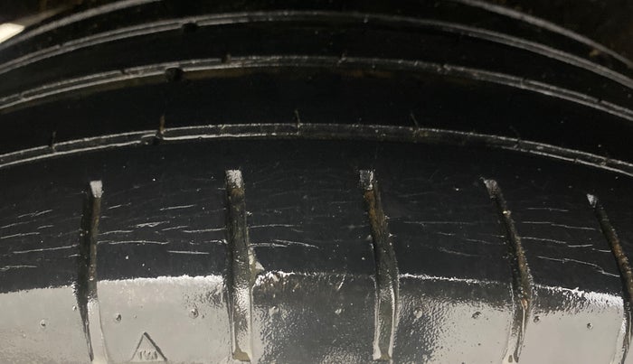 2017 Maruti Baleno ALPHA PETROL 1.2, Petrol, Manual, 43,745 km, Right Rear Tyre Tread