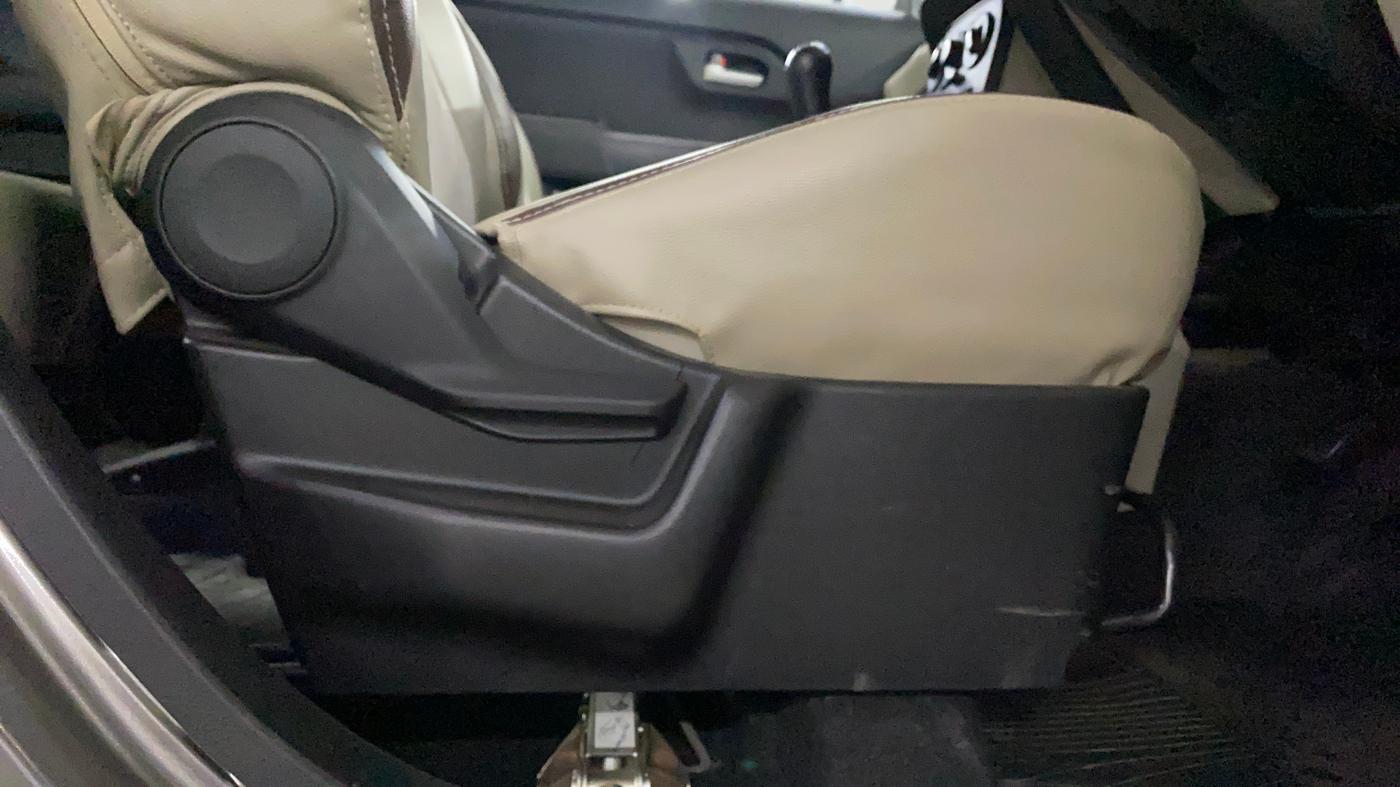 2021 Maruti New Wagon-R ZXI 1.2, Petrol, Manual, 29,751 km, Driver Side Adjustment Panel