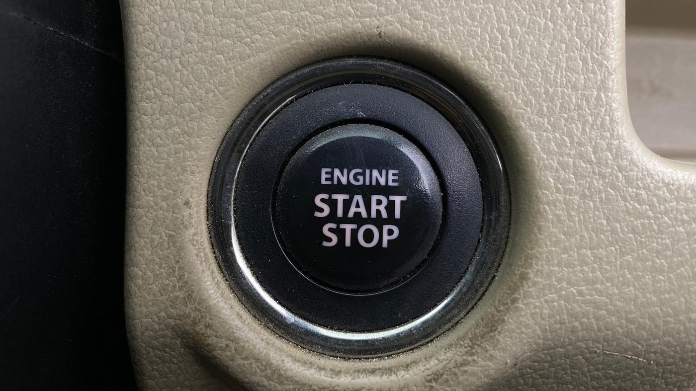 2016 Maruti Ciaz ZDI+ SHVS, Diesel, Manual, 1,07,369 km, Keyless Start/ Stop Button