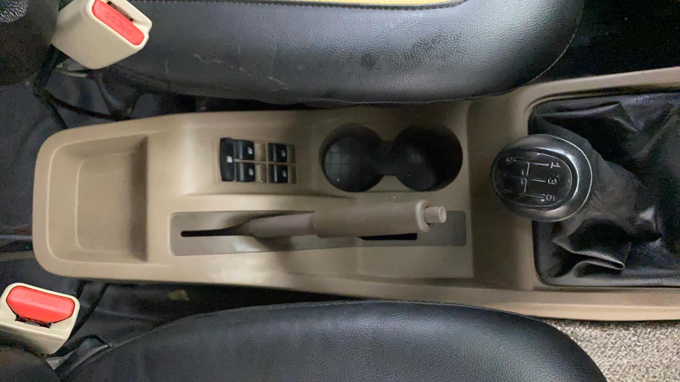 2024 Mahindra Bolero B6, Diesel, Manual, 36,250 km, Gear Lever