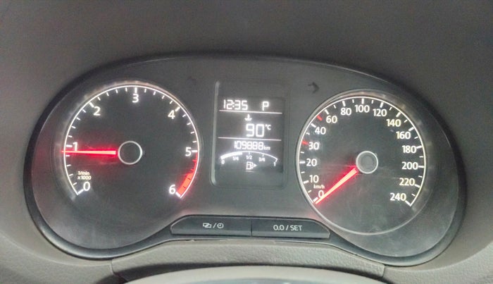 2015 Volkswagen Vento HIGHLINE 1.5 AT, Diesel, Automatic, 1,09,859 km, Odometer Image