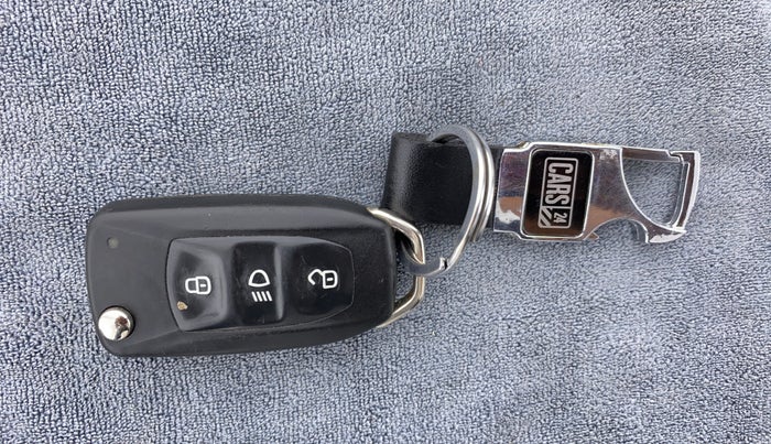 2018 Tata NEXON XMA 1.5, Diesel, Automatic, 78,374 km, Key Close Up