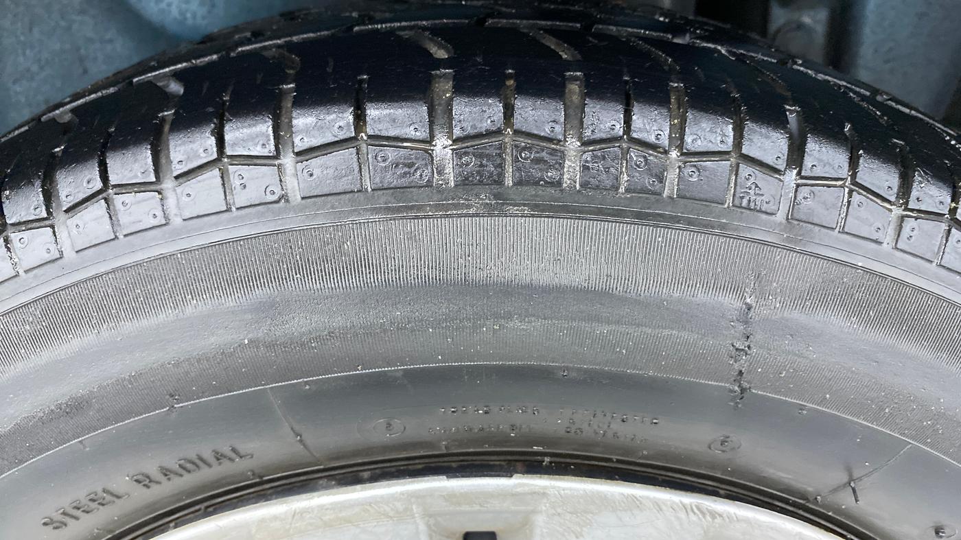 2012 Maruti Swift Dzire VXI 1.2 BS IV, Petrol, Manual, 78,788 km, Left Rear Tyre Tread