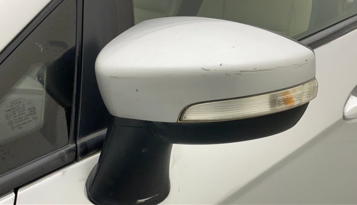 2019 Ford Ecosport TREND 1.5L PETROL, CNG, Manual, 81,703 km, Left rear-view mirror - Indicator light not working