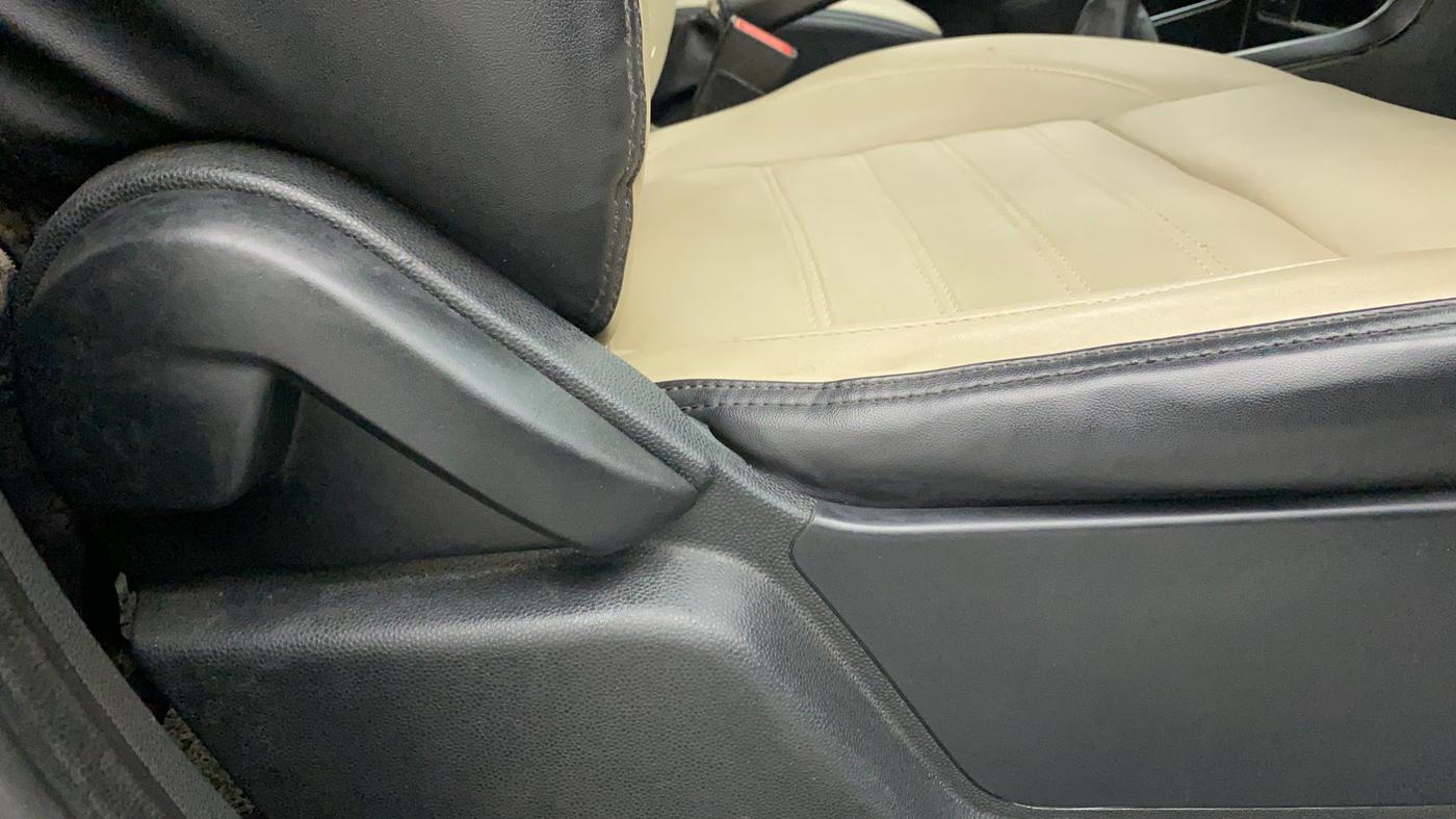 2019 Ford Ecosport TREND 1.5L PETROL, CNG, Manual, 81,703 km, Driver Side Adjustment Panel