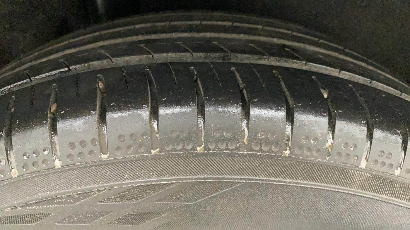 2019 Ford Ecosport TREND 1.5L PETROL, CNG, Manual, 81,703 km, Right Rear Tyre Tread