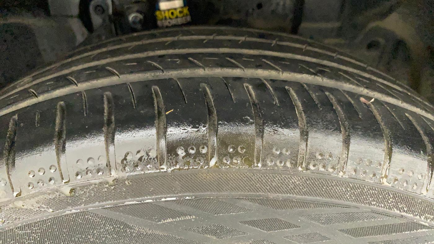 2019 Ford Ecosport TREND 1.5L PETROL, CNG, Manual, 81,703 km, Right Front Tyre Tread