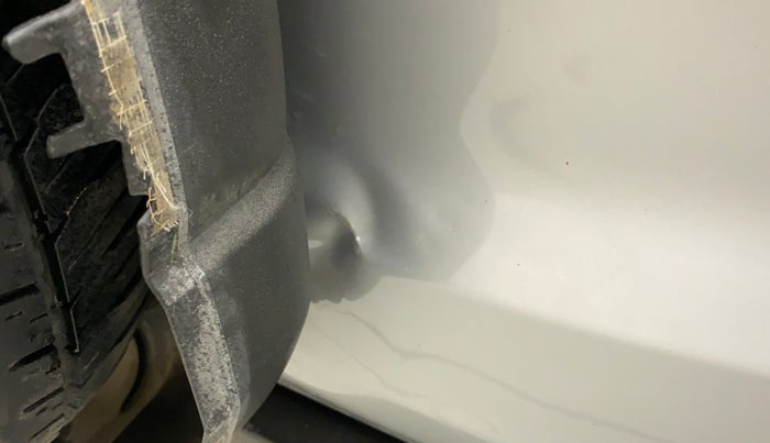 2019 Ford Ecosport TREND 1.5L PETROL, CNG, Manual, 81,703 km, Dicky (Boot door) - Slightly dented