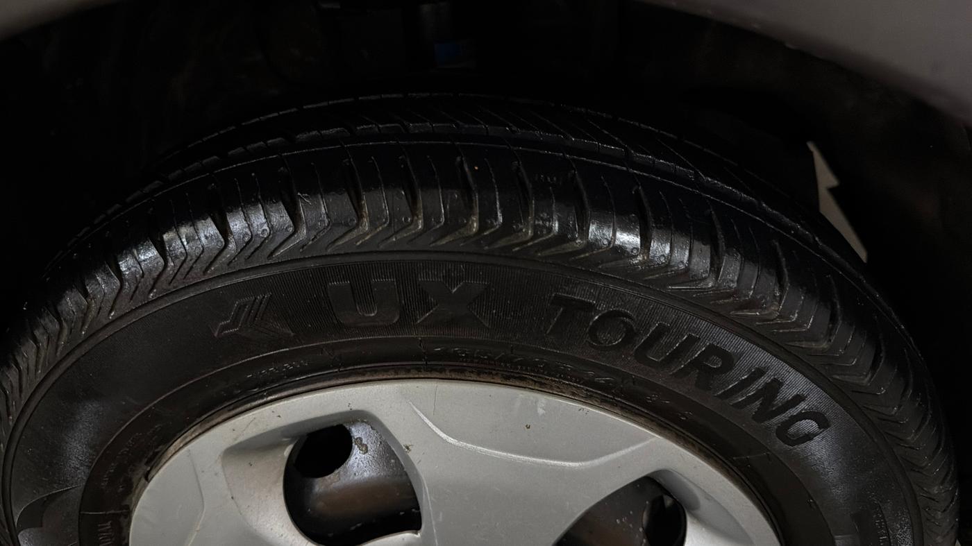 2018 Tata Tiago XT PETROL, Petrol, Manual, 50,428 km, Right Front Tyre Tread