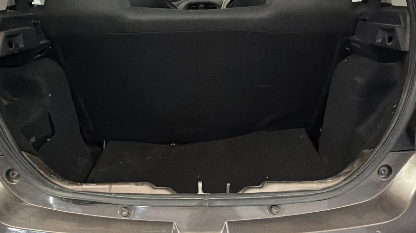 2018 Tata Tiago XT PETROL, Petrol, Manual, 50,428 km, Boot Inside