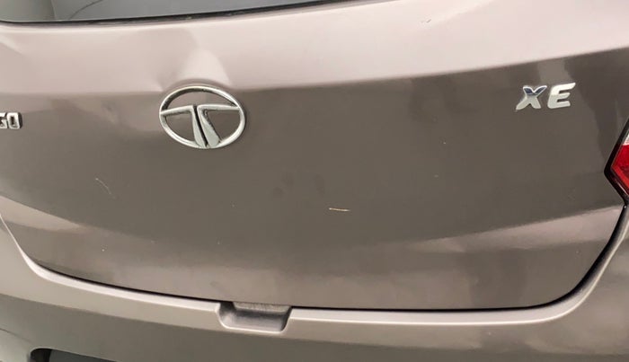 2018 Tata Tiago XE PETROL, Petrol, Manual, 33,709 km, Dicky (Boot door) - Minor scratches