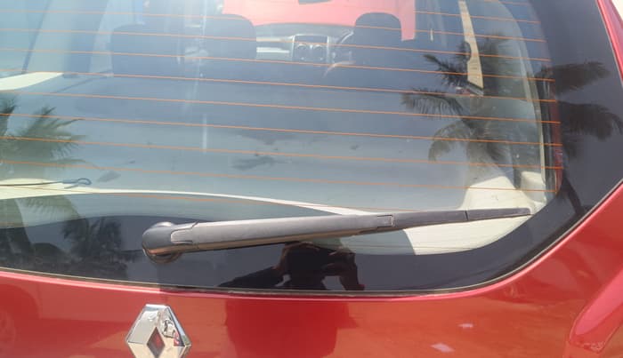 2018 Renault Duster RXS CVT, Petrol, Automatic, 1,03,176 km, Rear Wiper