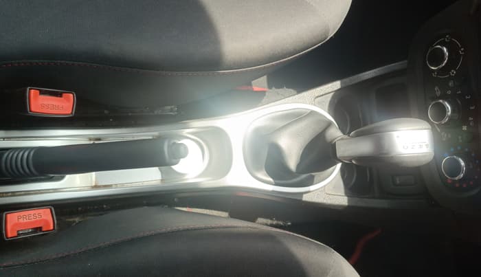 2018 Renault Duster RXS CVT, Petrol, Automatic, 1,03,176 km, Gear Lever