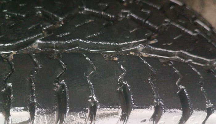 2018 Renault Duster RXS CVT, Petrol, Automatic, 1,03,176 km, Left Front Tyre Tread