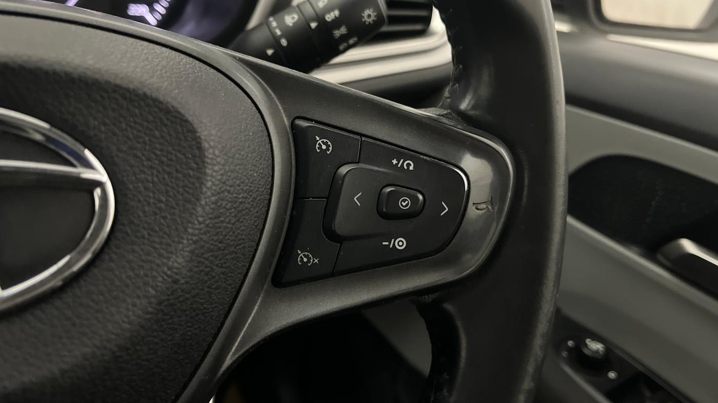2020 Tata ALTROZ XZ PETROL, Petrol, Manual, 75,469 km, Adaptive Cruise Control