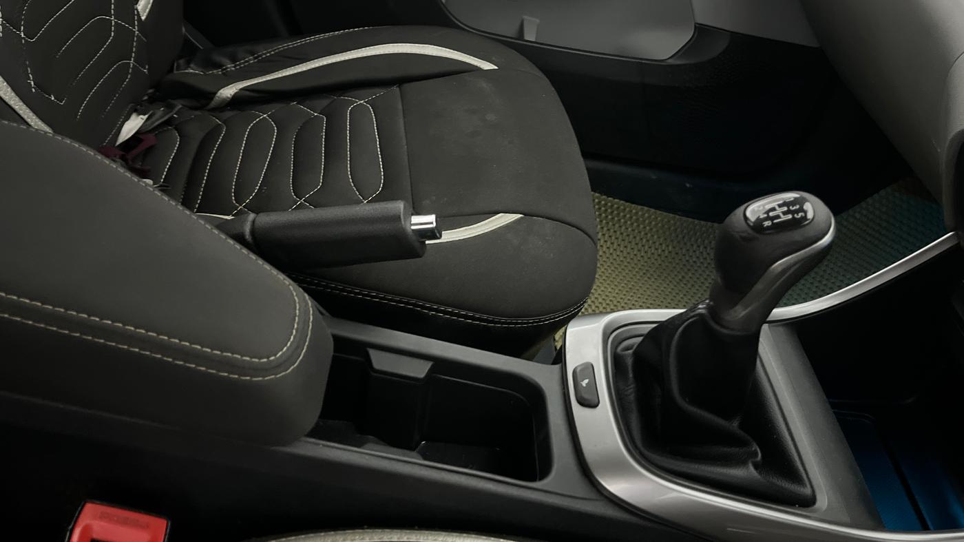 2020 Tata ALTROZ XZ PETROL, Petrol, Manual, 75,469 km, Gear Lever