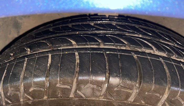 2018 Maruti Baleno DELTA PETROL 1.2, Petrol, Manual, 51,002 km, Left Front Tyre Tread